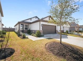 7134 Clearwater Cove Dr, Cypress, TX 77433
