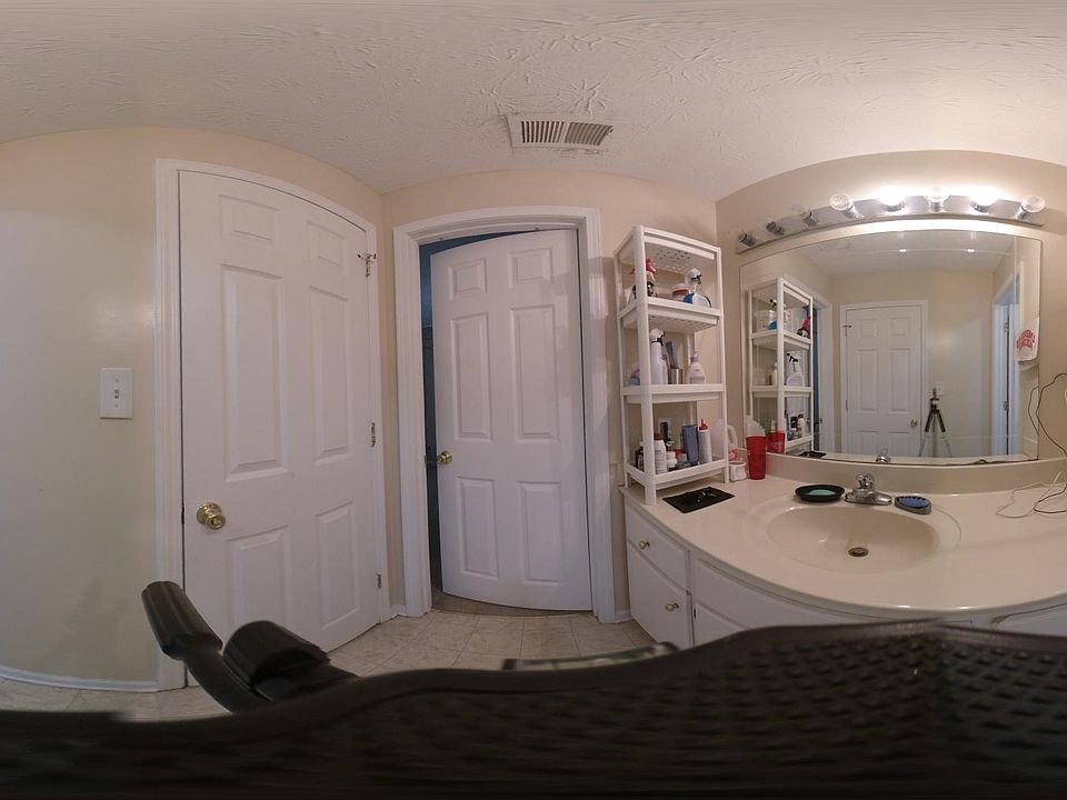 2nd image of 1023 Oconee St