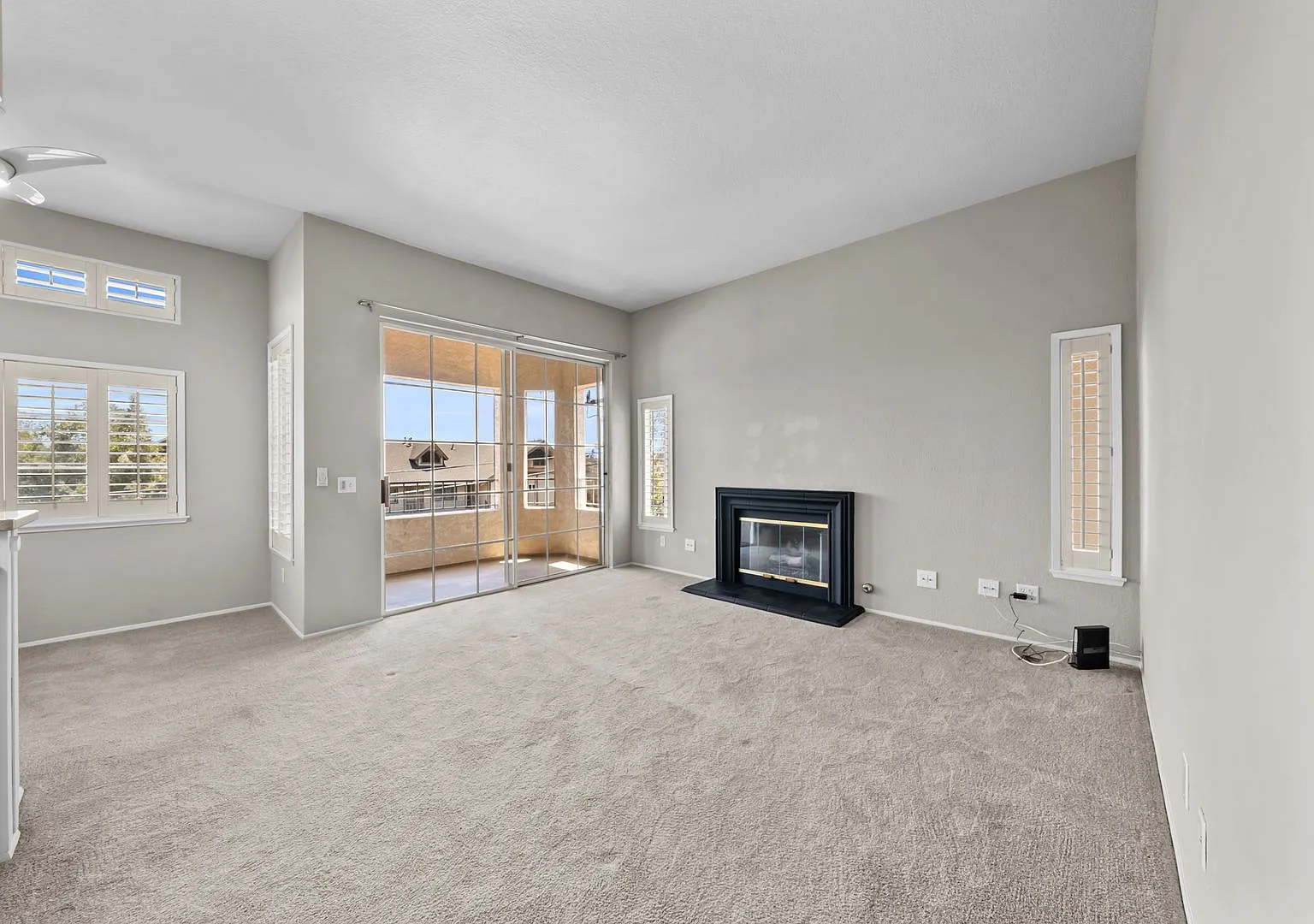 521 Arbor Dr, Unit 203 — Photo 2