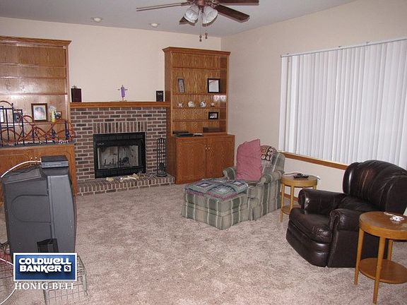 4th image of 902 Bayhill Ln