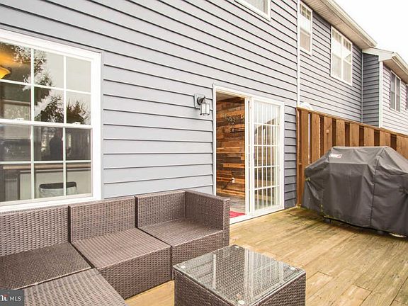 5th image of 601 Driftwood Ln