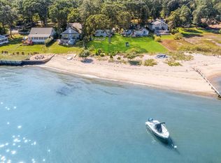 2465 Bay Shore Rd, Greenport, NY 11944