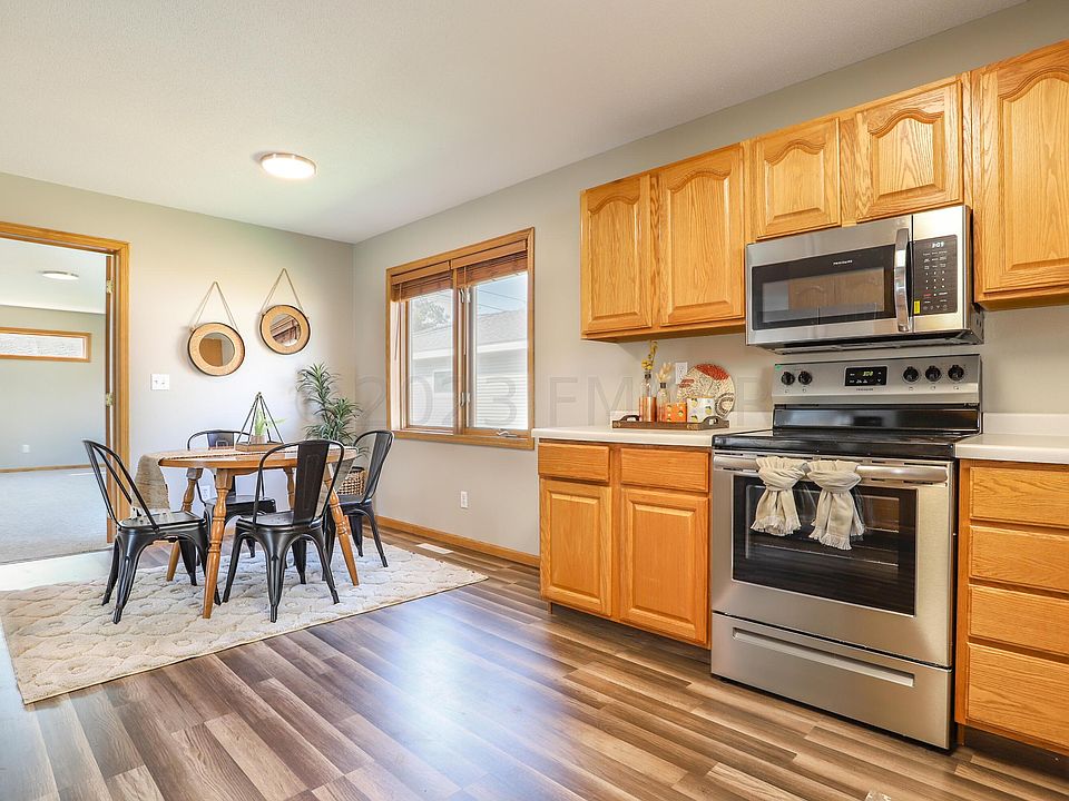 1420 8th Ave N, Moorhead, MN 56560 MLS 233966 Zillow