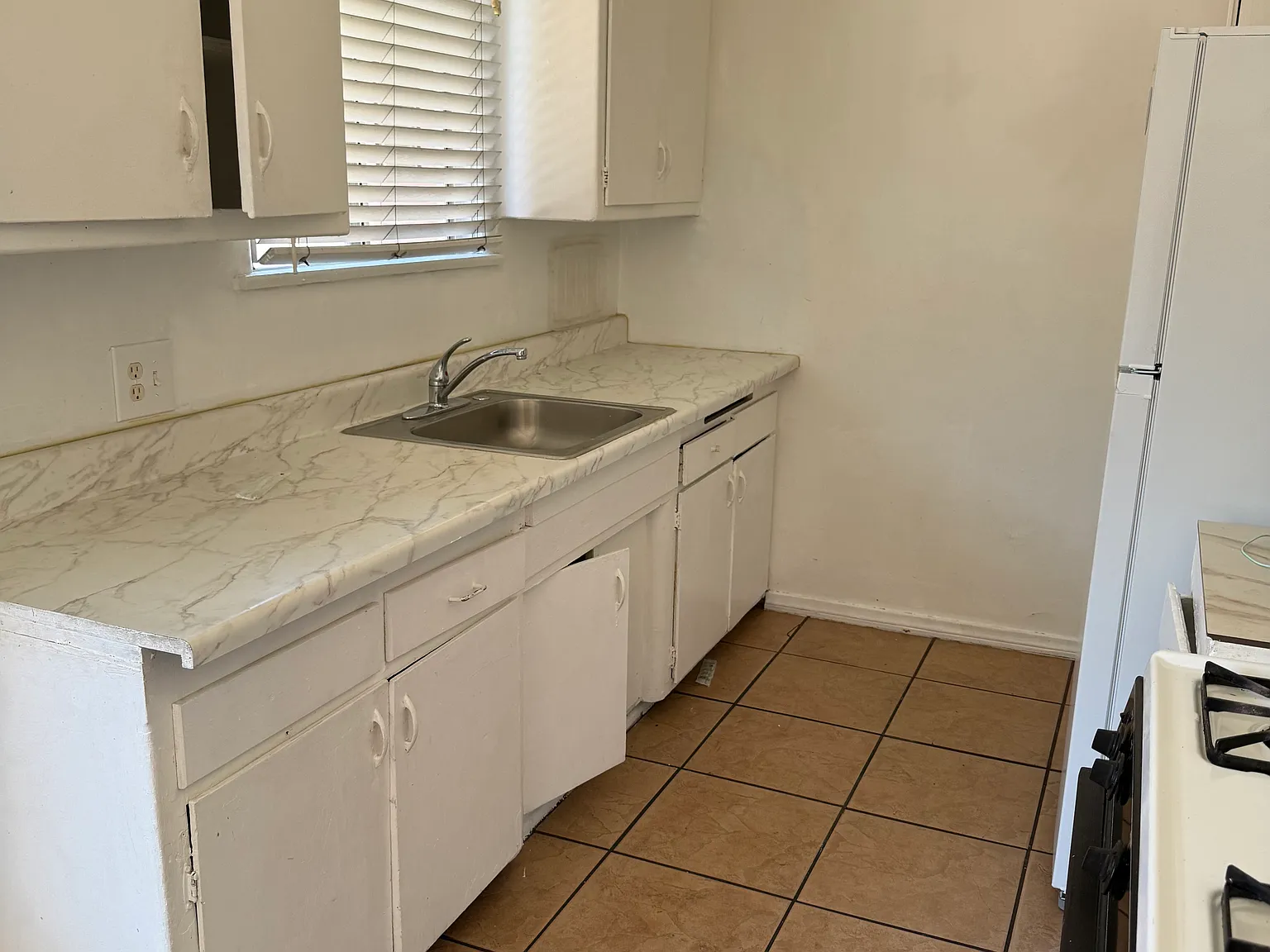 1 bed, 650 sqft, $1,850 — Photo 4