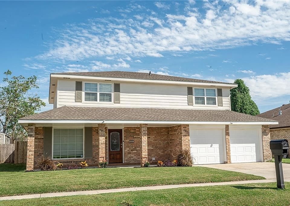 1st image of 3833 Briant Dr