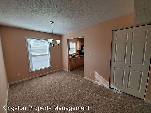 5th image of 241 Osage Ct