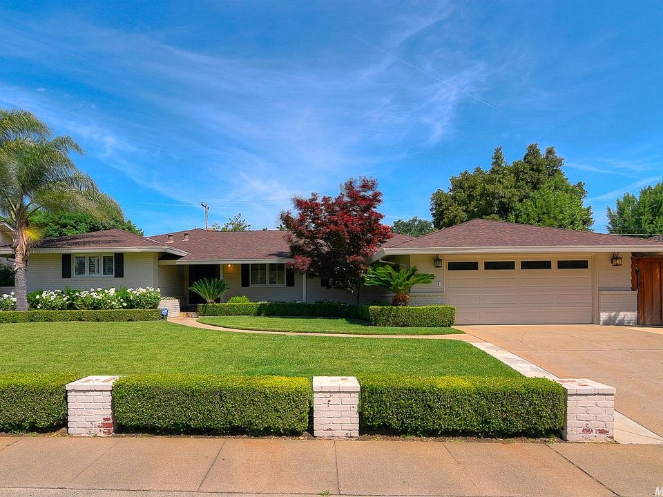 2nd image of 3221 American River Dr