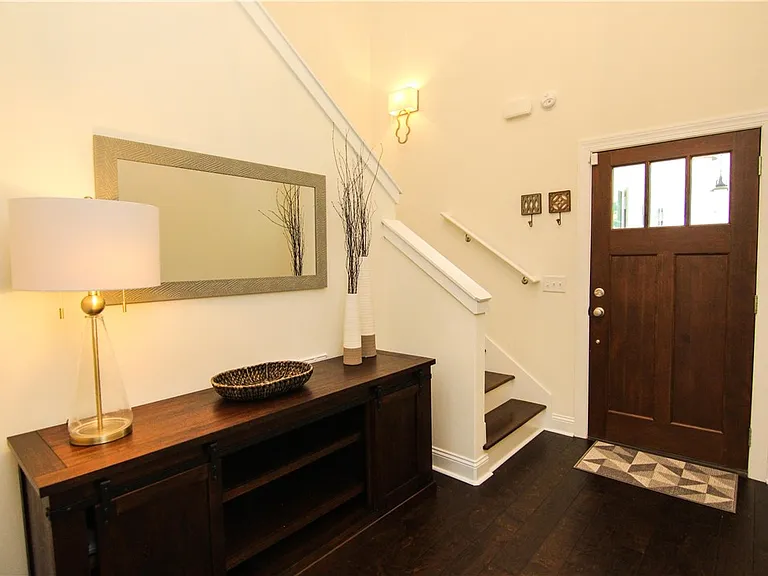 109 Tabby Place Dr — Photo 4