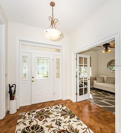 4th image of 8048 Willow Ct