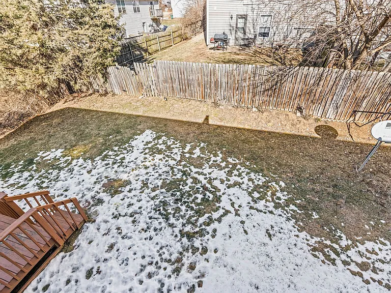 2109-2111 Primrose Dr — Photo 35