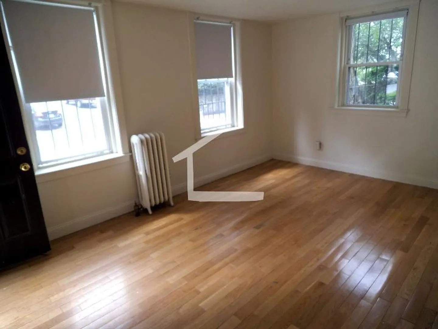 Great Value 1 bed in Brighton available 9/1/2026 — Photo 2