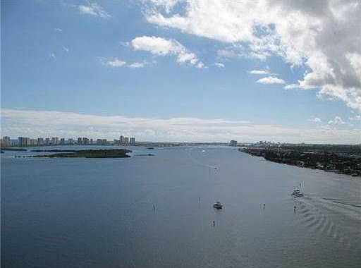 2nd image of 100 Lakeshore Dr APT 1257