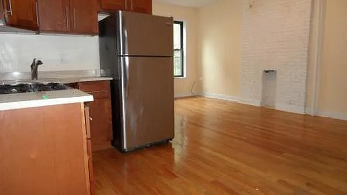 Rented by Veritas Property Management | media 37