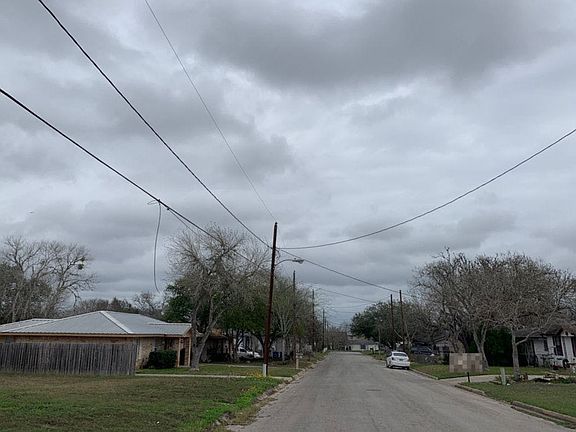 5th image of 1501 W Youst St