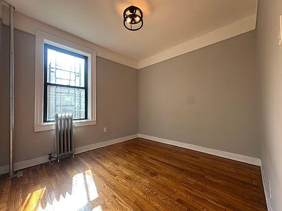 4th image of 32-15 34th St #4F