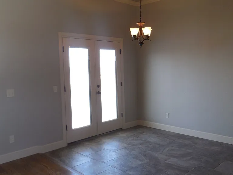 3328 Enclave Ln — Photo 9