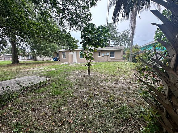 5th image of 603 Avenue G SE