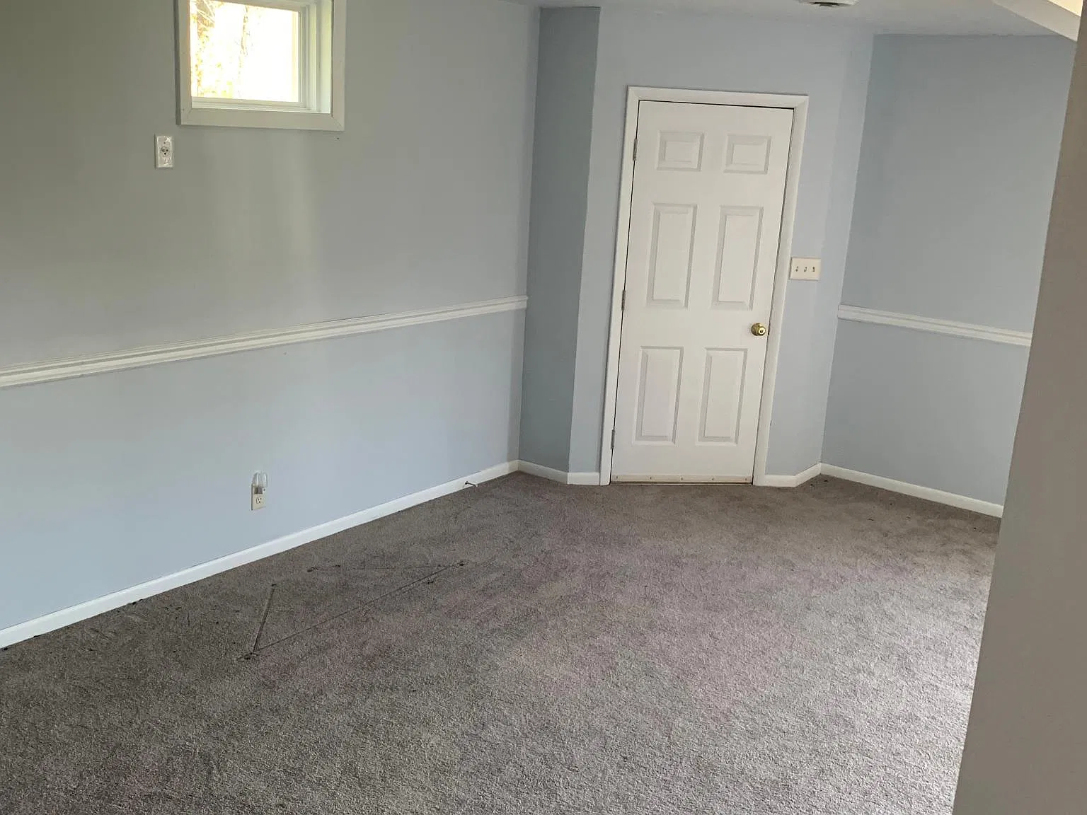 3 bed, 1.5 bath, 1100 sqft, $1,100 — Photo 4