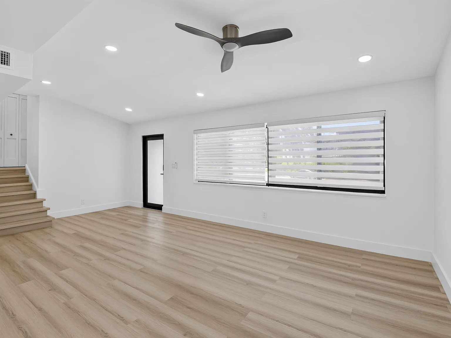 5 bed, 3.0 bath, 1606 sqft, $7,500 — Photo 3