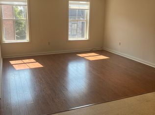 434 Warren St SUITE 3, Hudson, NY 12534