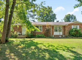39 Bunker Hill Rd, Clarksville, TN 37042