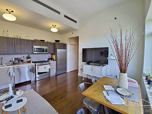 4th image of 68 Livingston St APT 5E
