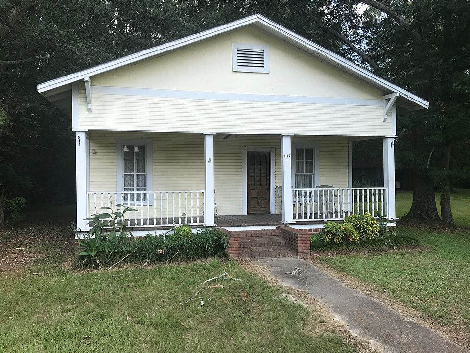 1st image of 117 N Railroad Ave