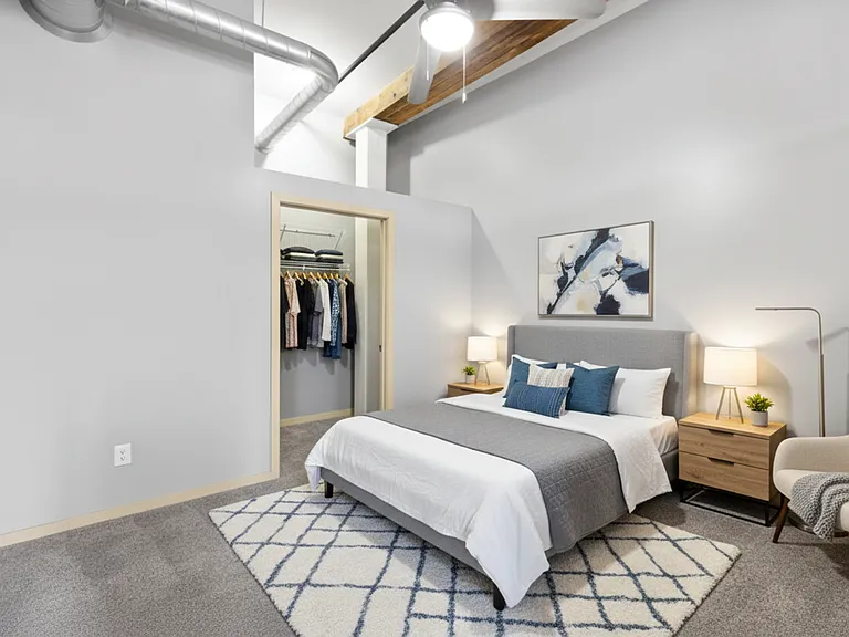 Court Ave Lofts — Photo 15