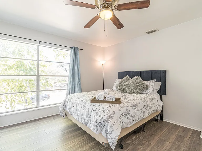 346 Natalen Ave — Photo 17