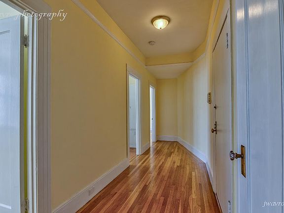 3rd image of 1605 Castro St APT 5