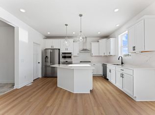 1915 Ravine Rd, Carver, MN 55315