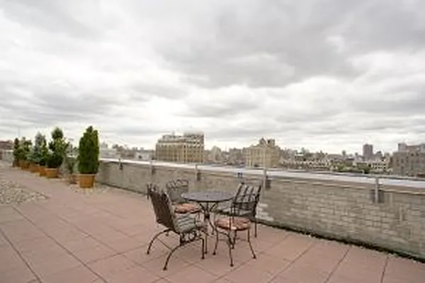 Sold by Douglas Elliman | media 17