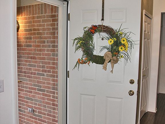 5th image of 5861 Augusta Ln #1