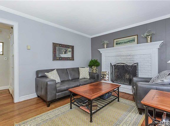 3rd image of 214 3rd St