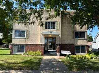 117 Birch St S APT 3, Cambridge, MN 55008