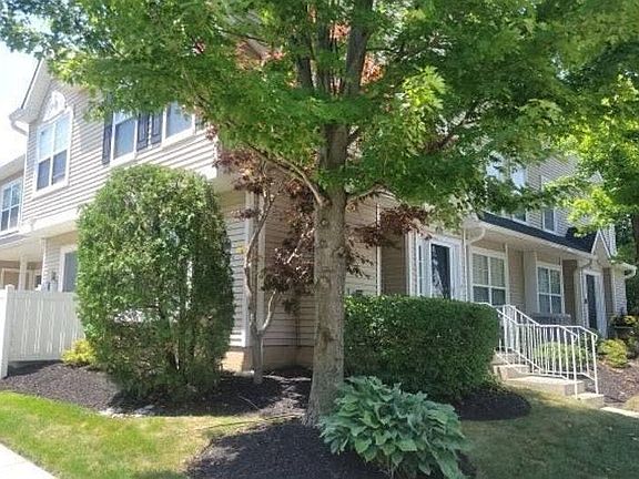 3rd image of 5006 Baltimore Dr