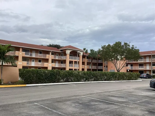 6900 SW 39th Street #308j, Davie, FL 33314