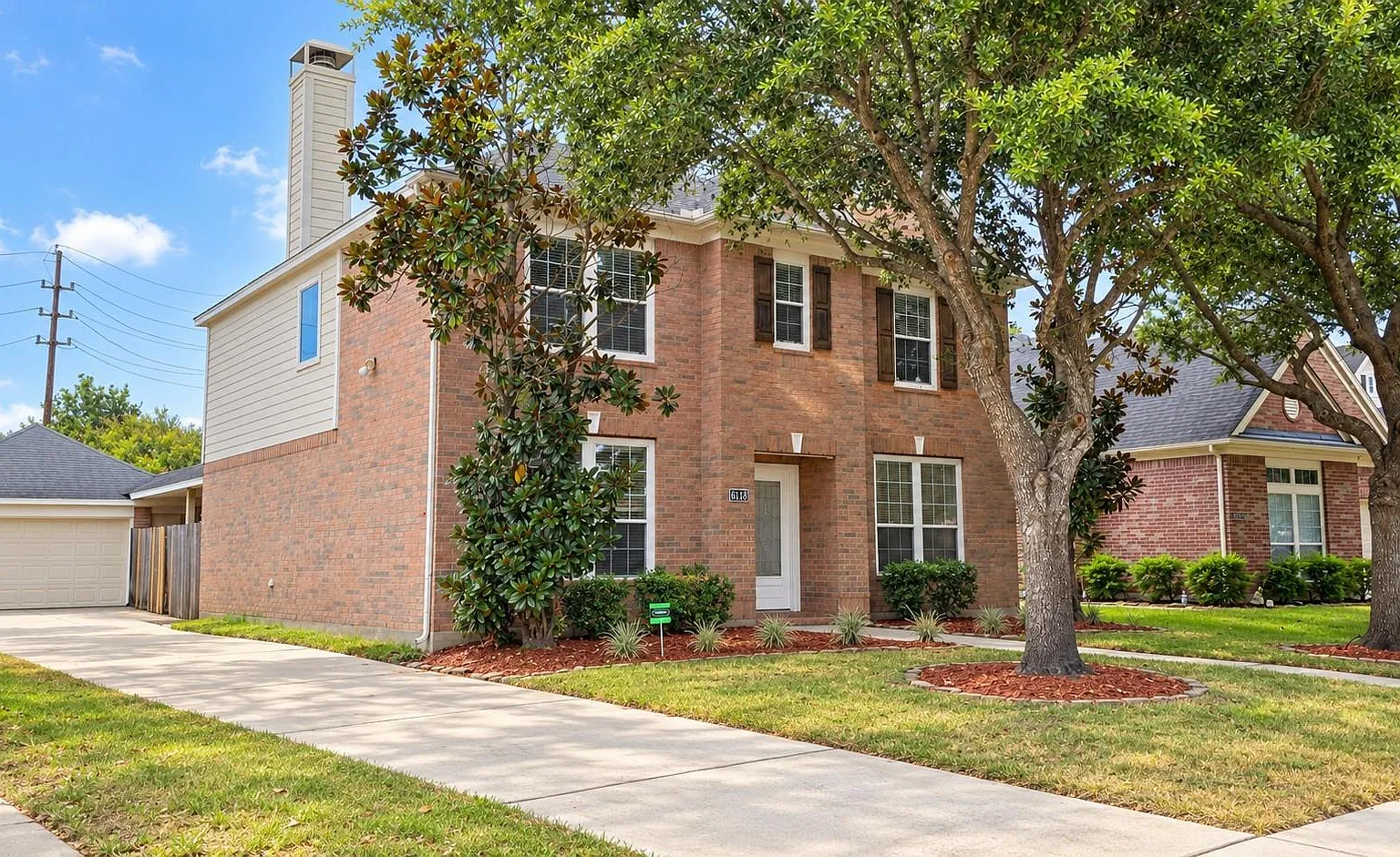 4 bed, 2.5 bath, 2798 sqft, $3,400 — Photo 3