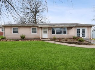 702-1 Fox River Rd, Valparaiso, IN 46385