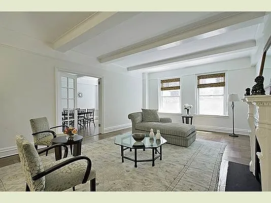 Sold by Stribling | media 4