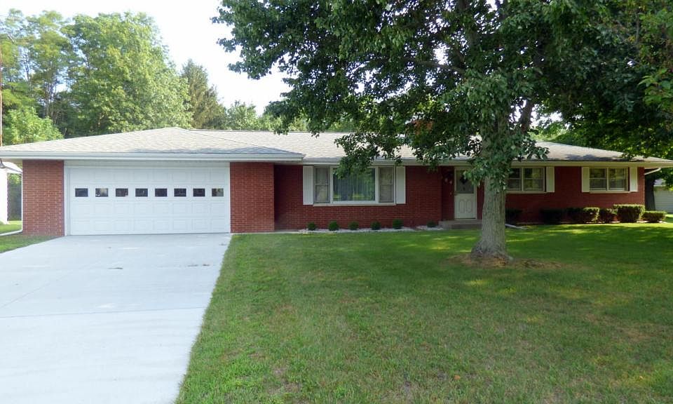 1st image of 404 Fairfield Dr