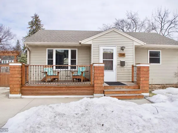 1341 5th St N, Fargo, ND 58102