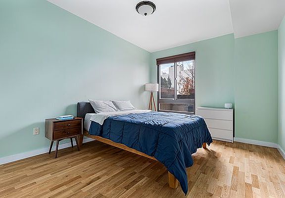 5th image of 500 4th Ave APT 2N