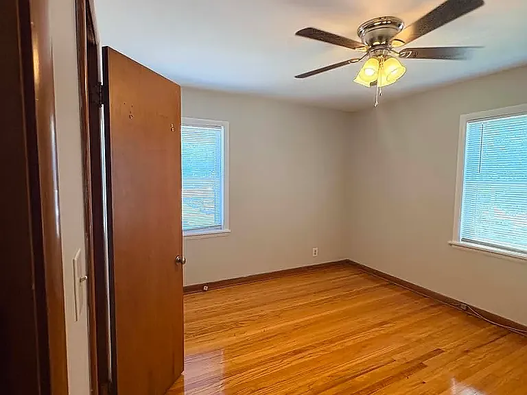 3815 Nanz Ave — Photo 38