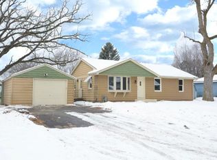 749 Mary St N, Maplewood, MN 55119