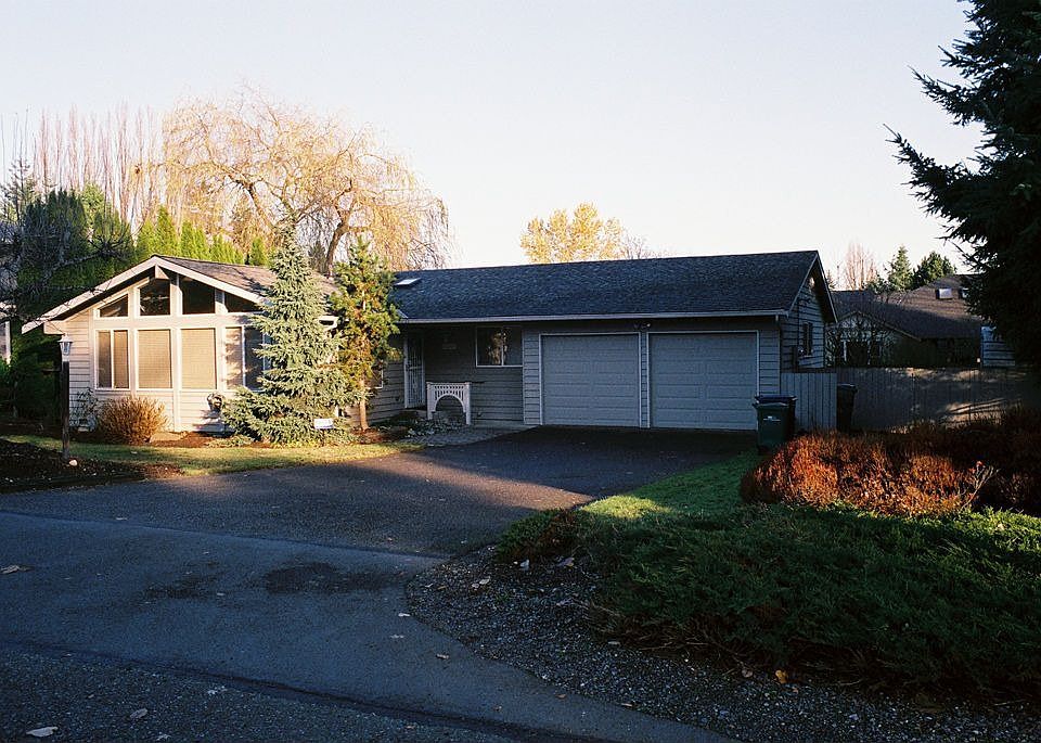 1st image of 11023 NE 116th St