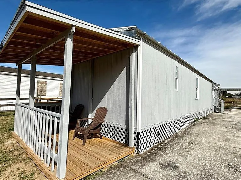 639 Ellison Pkwy — Photo 16