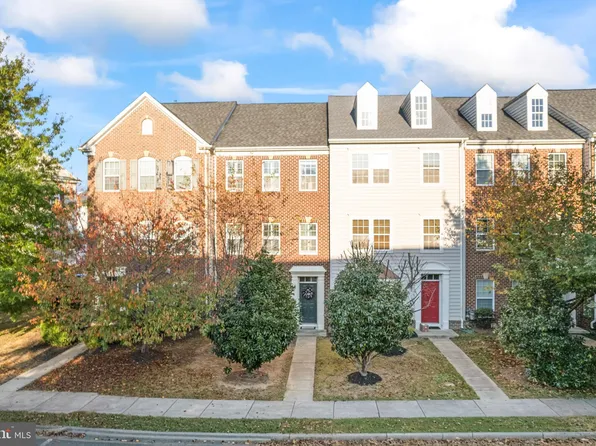 12744 Stone Lined Cir, Woodbridge, VA 22192