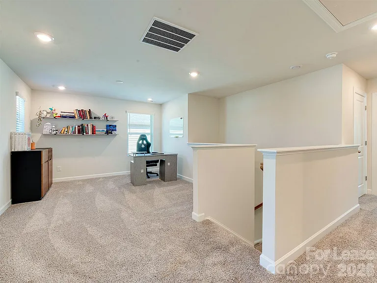4009 Woodland View Dr — Photo 30
