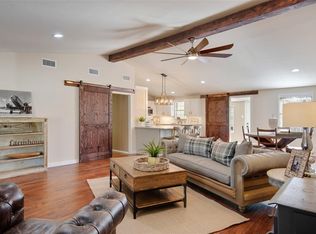 2639 Peninsula Dr, Grapevine, TX 76051